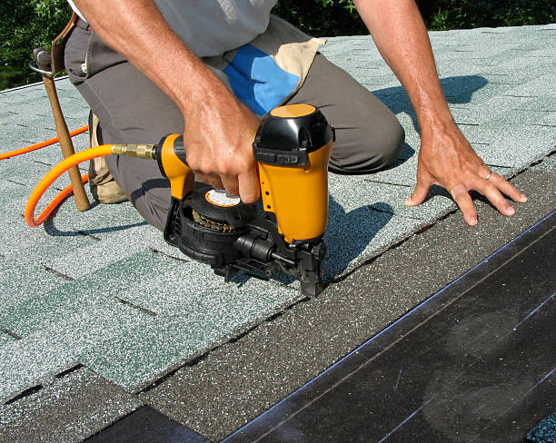 Best Local Roofing Companies  in Holts Summit, MO